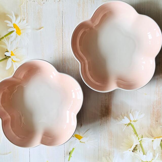 ♡ルクルーゼ フラワー ディッシュ M バレリーナピンク プレート 新品