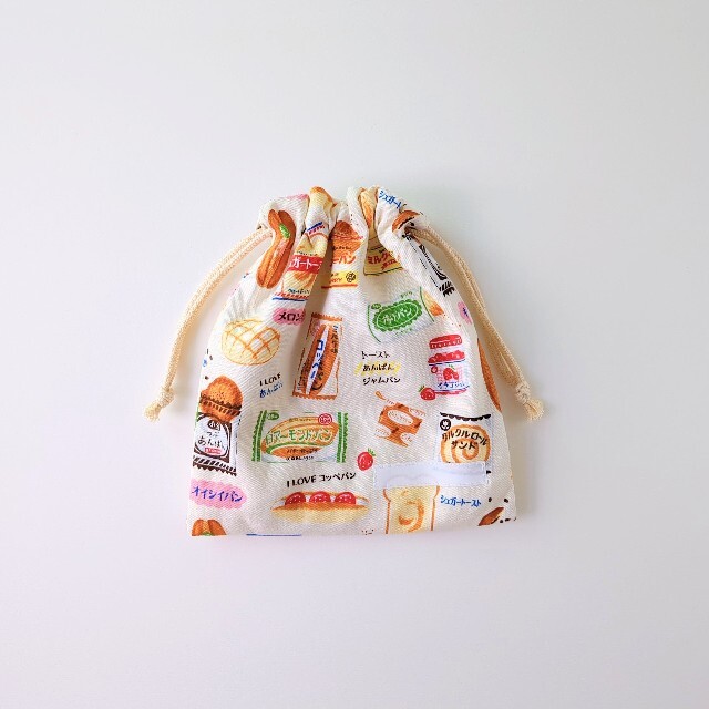 菓子パン柄給食袋 ハンドメイドのキッズ/ベビー(外出用品)の商品写真