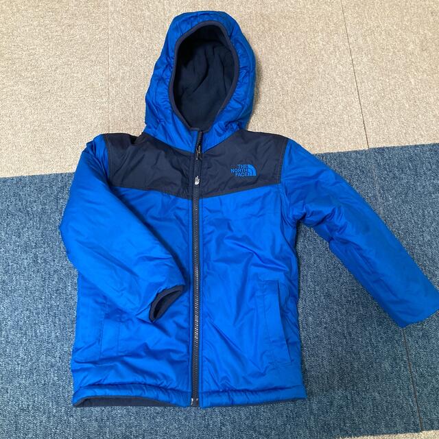 THE NORTH FACE(ザノースフェイス)のノースフェイス　キッズ　リバーシブル中綿アウター キッズ/ベビー/マタニティのキッズ服男の子用(90cm~)(ジャケット/上着)の商品写真