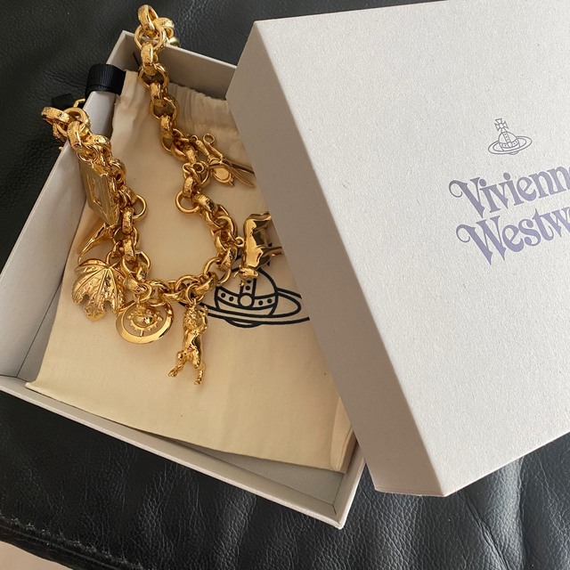 Vivienne Westwood(ヴィヴィアンウエストウッド)のVivienne Westwood ANGLO ネックレス レディースのアクセサリー(ネックレス)の商品写真