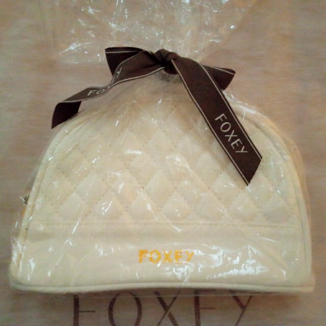 FOXEY(フォクシー)のフォクシー　ノベルティ　ポーチ レディースのファッション小物(ポーチ)の商品写真