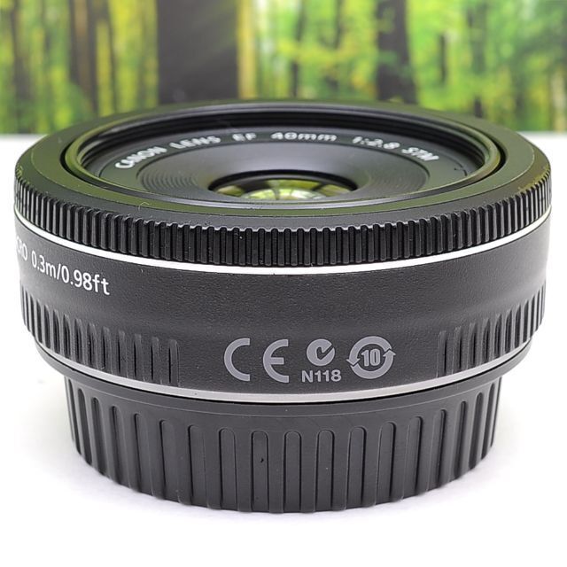Canon(キヤノン)のCanon EF 40mm F2.8 STM！明るい単焦点レンズ☆3090-1 スマホ/家電/カメラのカメラ(レンズ(単焦点))の商品写真