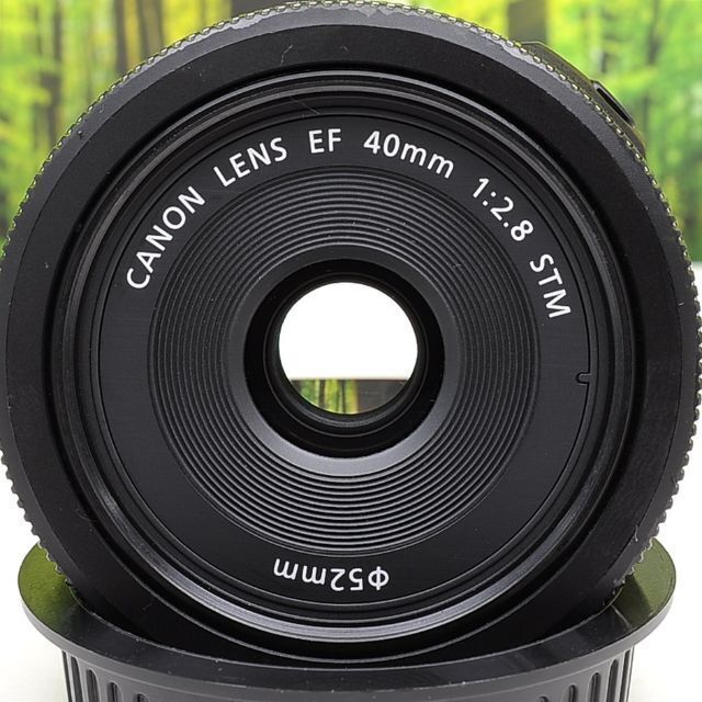 Canon(キヤノン)のCanon EF 40mm F2.8 STM！明るい単焦点レンズ☆3090-1 スマホ/家電/カメラのカメラ(レンズ(単焦点))の商品写真