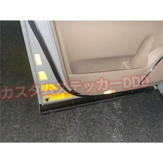 トヨタ(トヨタ)の161 20系アルファード フロントドアリフレクター 反射ステッカー イエロー(車内アクセサリ)