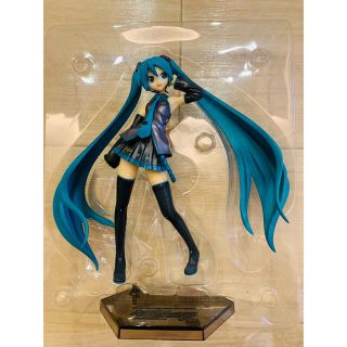 グッドスマイルカンパニー(GOOD SMILE COMPANY)の値下げしました　正規品　初音ミク　グッドスマイルカンパニー　1/8フィギュア美品(アニメ/ゲーム)