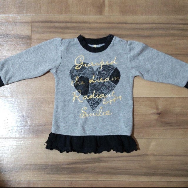 女の子　トップス　95 キッズ/ベビー/マタニティのキッズ服女の子用(90cm~)(Tシャツ/カットソー)の商品写真