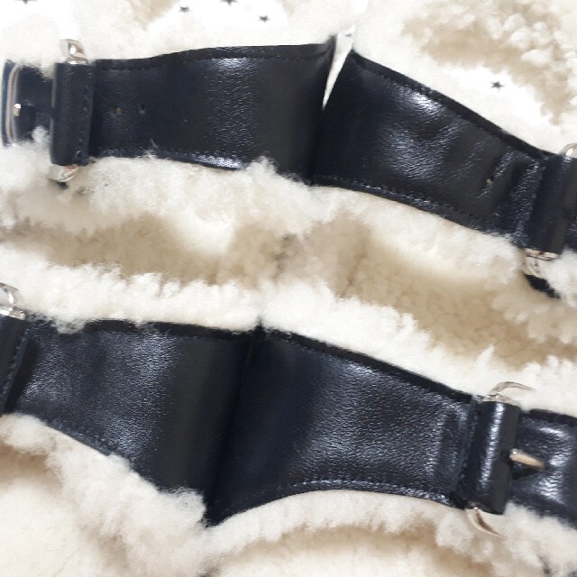 DEUXIEME CLASSE タグ付き未使用FUR DELUXE/ファーデラックス☆ファー 日本の人気ファッション 【FUR DELUXE/ファーデラックス】ファーサンダル サンダル