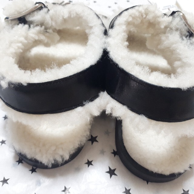 DEUXIEME CLASSE タグ付き未使用FUR DELUXE/ファーデラックス☆ファー 日本の人気ファッション 【FUR DELUXE/ファーデラックス】ファーサンダル サンダル