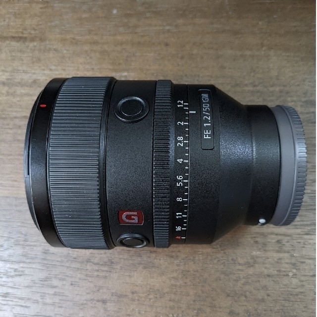 SONY(ソニー)のSONY レンズ FE 50mm F1.2 GM 美品 GMaster スマホ/家電/カメラのカメラ(レンズ(単焦点))の商品写真