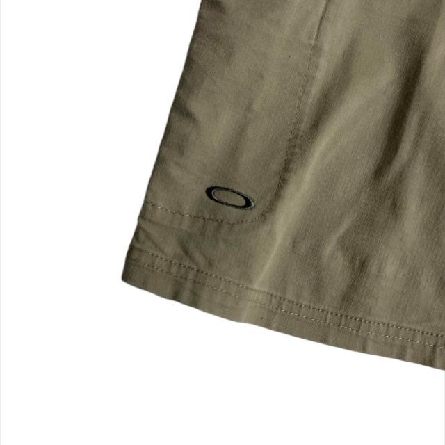 Oakley(オークリー)の90-00s OAKLEY embroidery cargo shorts メンズのパンツ(ショートパンツ)の商品写真