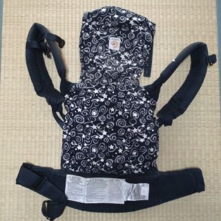 エルゴベビー(Ergobaby)の専用　エルゴ　抱っこ紐　ブラック(抱っこひも/おんぶひも)