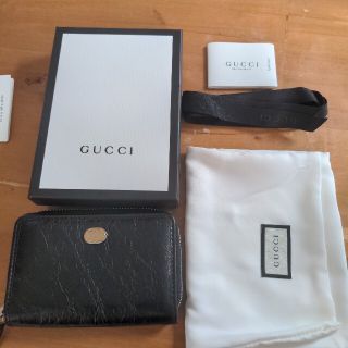 グッチ(Gucci)のGUCCIレザーカードケース(名刺入れ/定期入れ)