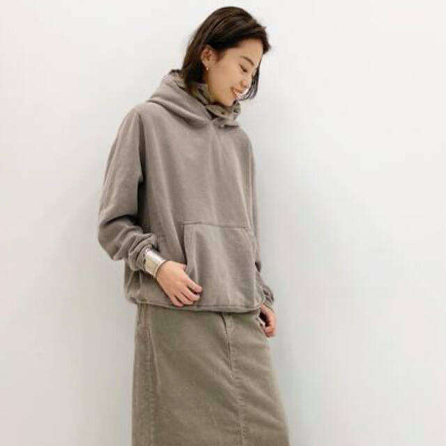 DEUXIEME CLASSE(ドゥーズィエムクラス)の美品☆【REMI RELIEF】 DOWN FOODY PARKA BROWN レディースのトップス(パーカー)の商品写真