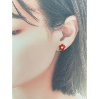 チームカラー花ピアス(ハンドメイド)(ピアス)