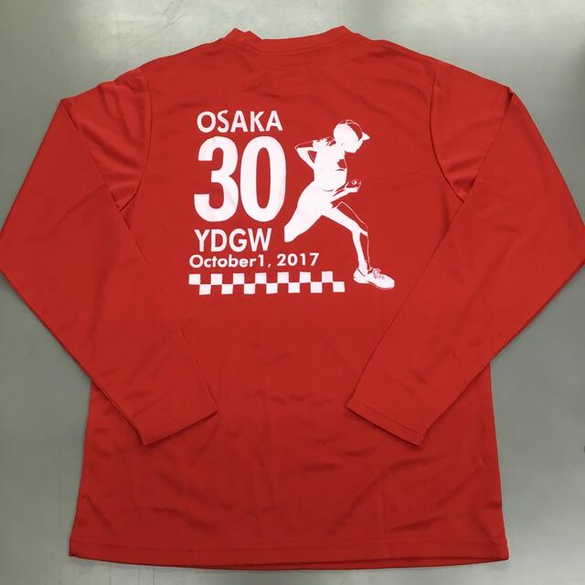 大阪30Kマラソン2017 参加賞　ロングスリーブTシャツ　赤　Sサイズ スポーツ/アウトドアのランニング(ウェア)の商品写真