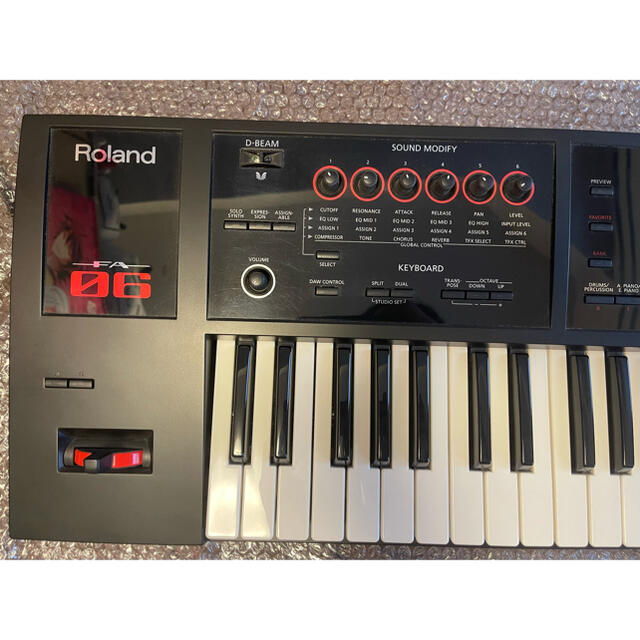 Roland(ローランド)のRoland FA-06 シンセサイザー 楽器の鍵盤楽器(キーボード/シンセサイザー)の商品写真