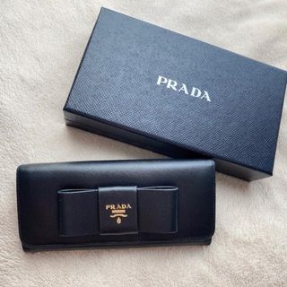 プラダ(PRADA)のプラダ サフィアーノ リボン 二つ折り長財布 レザー 黒 ブラック(財布)