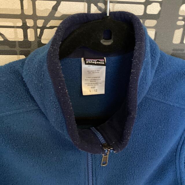 patagonia(パタゴニア)のパタゴニア キッズ フリース Lサイズ 中古品 ブルー キッズ/ベビー/マタニティのキッズ服男の子用(90cm~)(ジャケット/上着)の商品写真