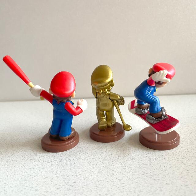 チョコエッグ マリオ スポーツ ゴールドマリオ エンタメ/ホビーのフィギュア(ゲームキャラクター)の商品写真