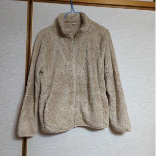 ユニクロ(UNIQLO)のユニクロ　ボアジャケット(ノーカラージャケット)