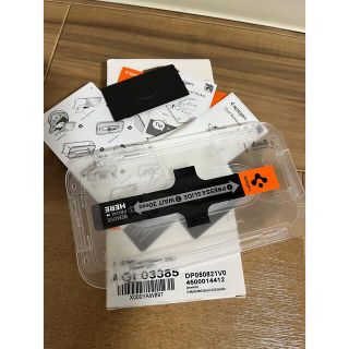 シュピゲン(Spigen)のspigen EZ FIT ガラスフィルム　AGL03385 iPhone13(保護フィルム)