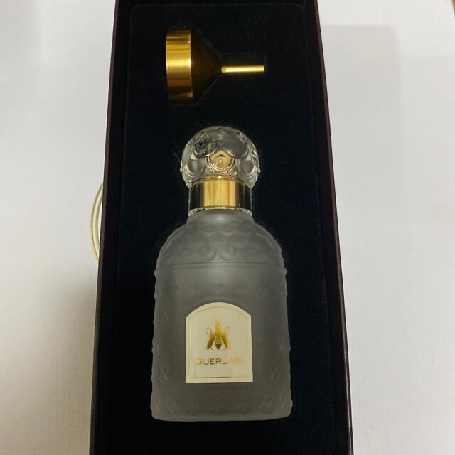 GUERLAIN(ゲラン)のGUERLAIN アトマイザー ポーチ アクアアレゴリア サンプル付き コスメ/美容のベースメイク/化粧品(その他)の商品写真