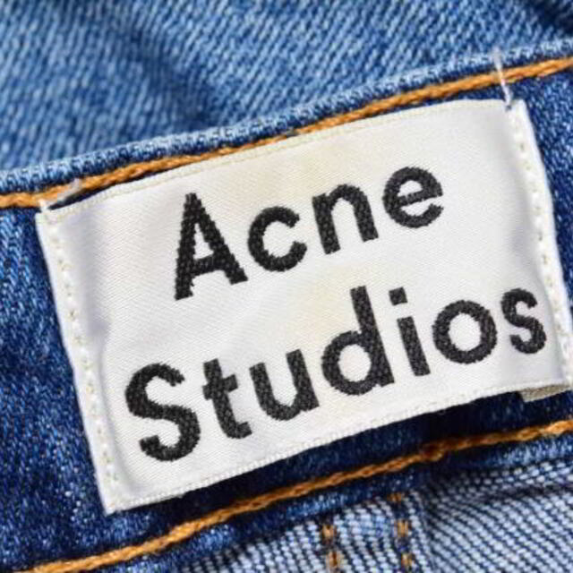 ACNE(アクネ)のACNE STUDIOS SKIN 5 USED BLUE ストレッチ ジーンズ レディースのパンツ(デニム/ジーンズ)の商品写真