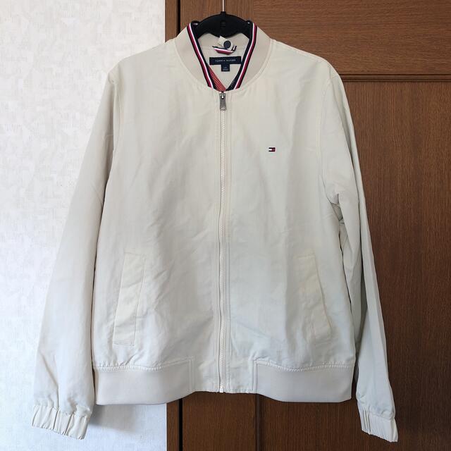 TOMMY HILFIGER(トミーヒルフィガー)の即決 TOMMY HILFIGER ブルゾン ジャケット ベージュ メンズのジャケット/アウター(ナイロンジャケット)の商品写真