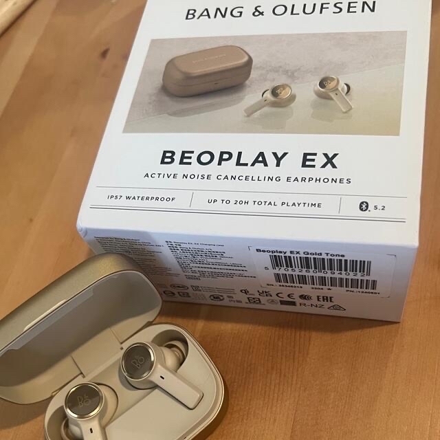 バングアンドオルフセンBang & Olufsen Beoplay EX