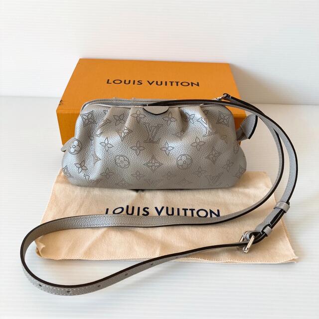 LOUIS VUITTON(ルイヴィトン)の【入手困難】ルイヴィトン M80904 マヒナ スカラ ミニ ショルダーバッグ レディースのバッグ(ショルダーバッグ)の商品写真