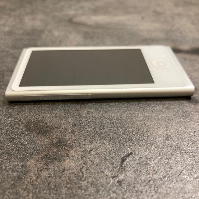 iPod(アイポッド)の87150T iPod nano7世代　16GB silver 中古品 スマホ/家電/カメラのオーディオ機器(ポータブルプレーヤー)の商品写真