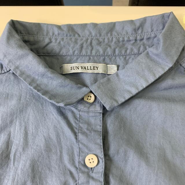 SUNVALLEY(サンバレー)のレディースシャツ　長袖シャツ　SANVALLEYシャツ　ブルーのシャツ レディースのトップス(シャツ/ブラウス(長袖/七分))の商品写真