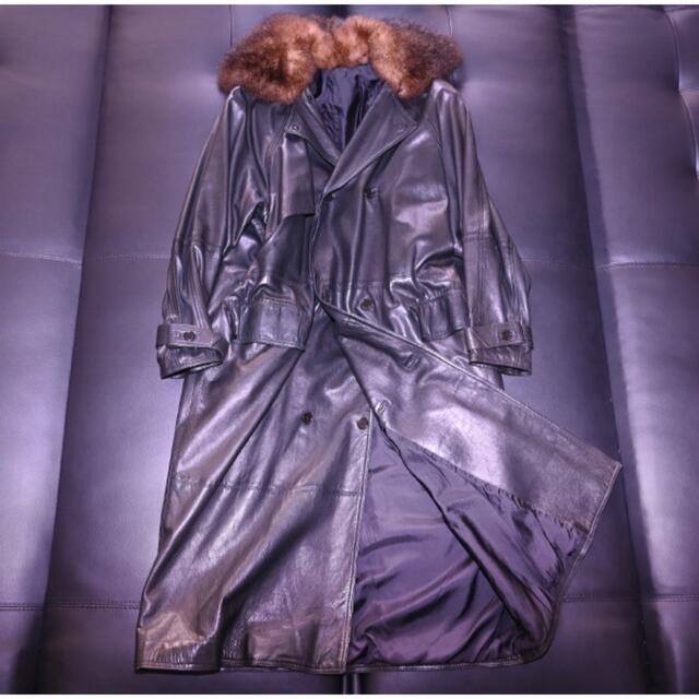 Gianni Versace - 定価75万円　ヴェルサーチ　毛皮襟付きブラックラムレザーロングコート　超高級
