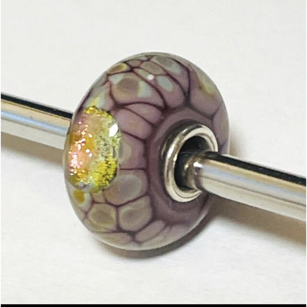 trollbeads トロールビーズ ピンクリボン  レディースのアクセサリー(チャーム)の商品写真