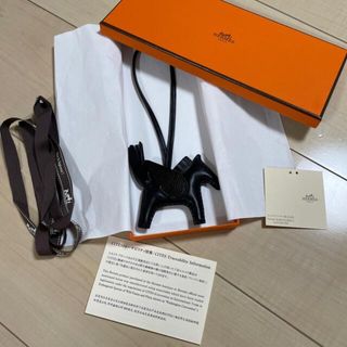 エルメス(Hermes)のエルメス　HERMES ペガサス　タッチ　リザード　ソーブラック　pm(バッグチャーム)