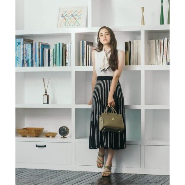 JILL by JILLSTUART(ジルバイジルスチュアート)のジルバイジルスチュアート　スカーフボウタイニットワンピース　ホワイト レディースのワンピース(ロングワンピース/マキシワンピース)の商品写真