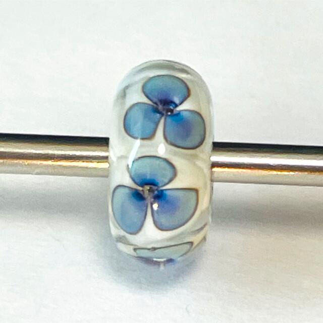 trollbeads トロールビーズ アイボリーバイオレッツ