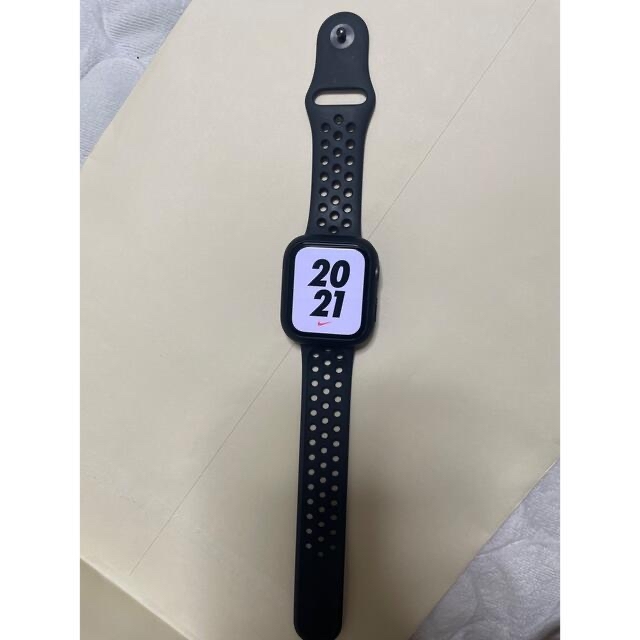 Apple Watch(アップルウォッチ)のApple Watch 6 44mm GPS Nike Space Gray メンズの時計(腕時計(デジタル))の商品写真