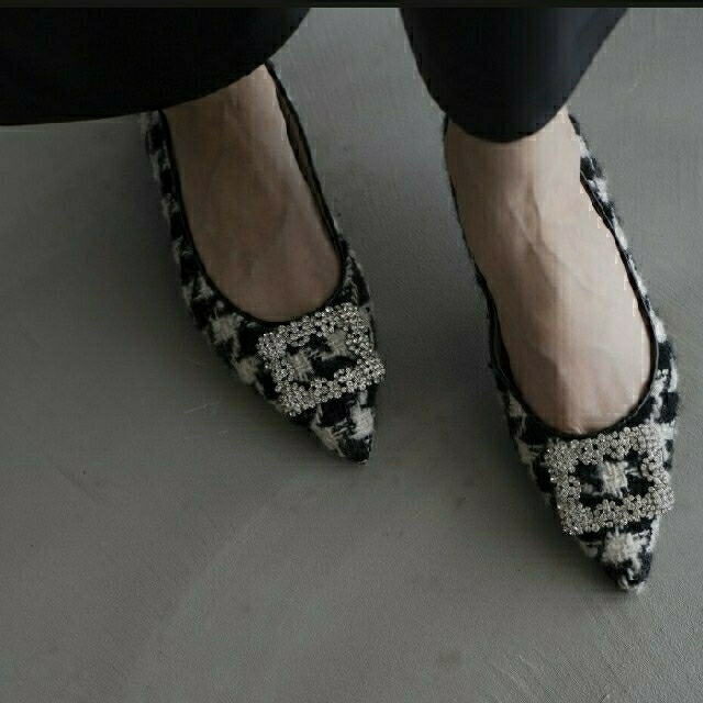 新品♪OHGA TWEED BIJOU PUMPS レディースの靴/シューズ(ハイヒール/パンプス)の商品写真