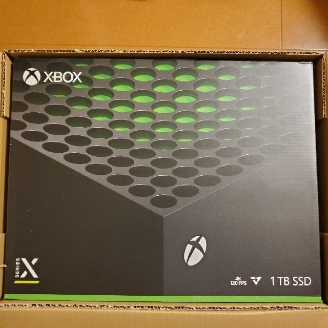 新品 未開封 Xbox Series X 本体 SSD 1TB