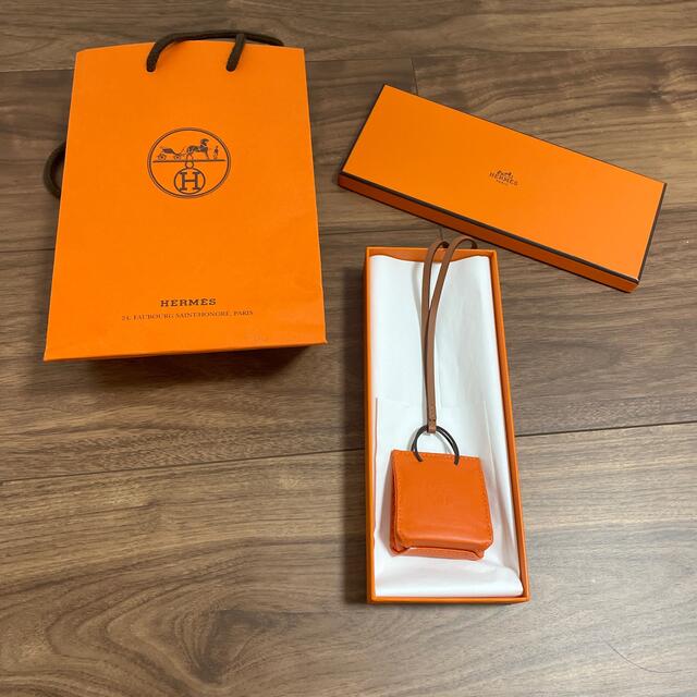 【新品・未使用】HERMES チャーム　サック・オランジュボリード