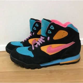 日本未発売 NIKE ACG CALDERA カルデラ トレッキングシューズ