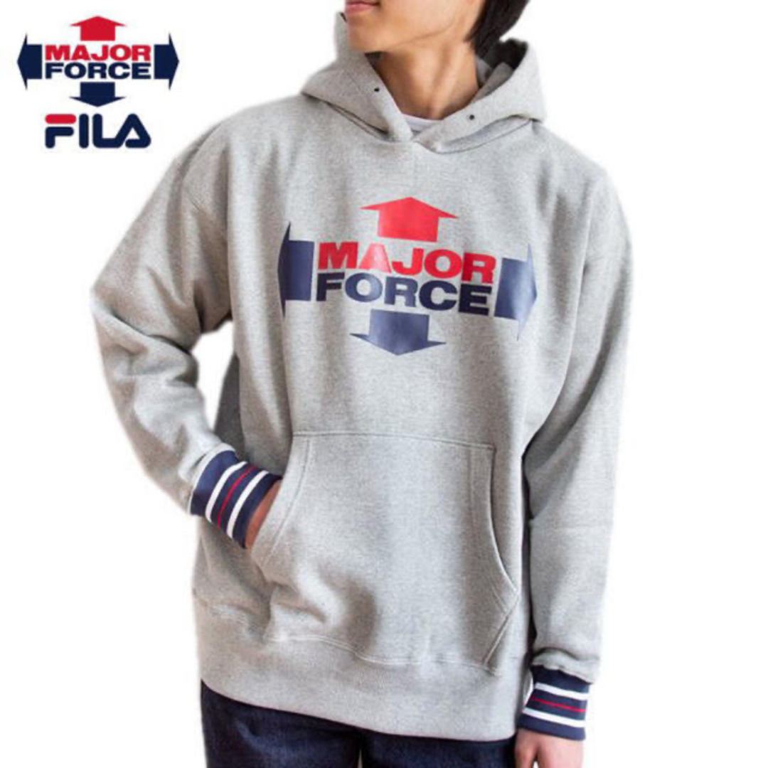 FILA(フィラ)の新品 裏毛 ２ＸＬ FILA フィラ × メジャーフォース ロゴプルパーカー メンズのトップス(パーカー)の商品写真