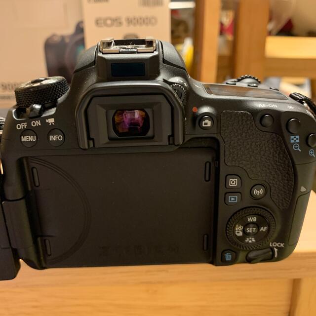 Canon(キヤノン)のCanon EOS 9000D EF-S18-135 IS USMレンズキット スマホ/家電/カメラのカメラ(デジタル一眼)の商品写真