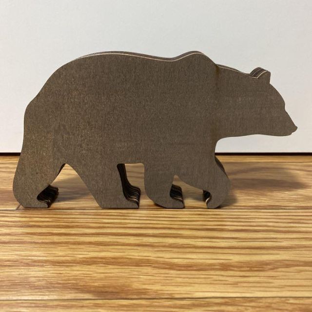 木製オブジェ クマ 北欧雑貨 インテリア雑貨 置物 動物 贈り物 アニマル 熊の通販 by Bluemmer's shop｜ラクマ