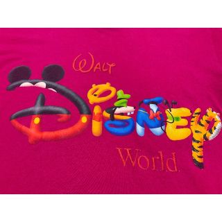 ディズニー(Disney)のVINTAGE DISNEY WOLD CHARACTER LOGO TEE(Tシャツ/カットソー(半袖/袖なし))