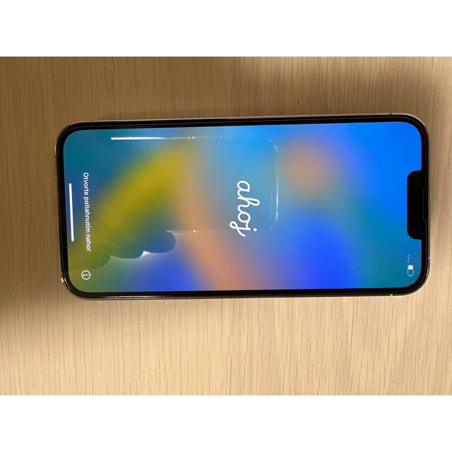 Apple(アップル)のiPhone13pro 256GB シルバー SIMフリー　美品❗️特典つき❗️ スマホ/家電/カメラのスマートフォン/携帯電話(スマートフォン本体)の商品写真