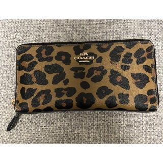 コーチ(COACH)の【最終値下げ】COACH コーチ レオパード柄ラウンドファスナー長財布 茶系 (財布)