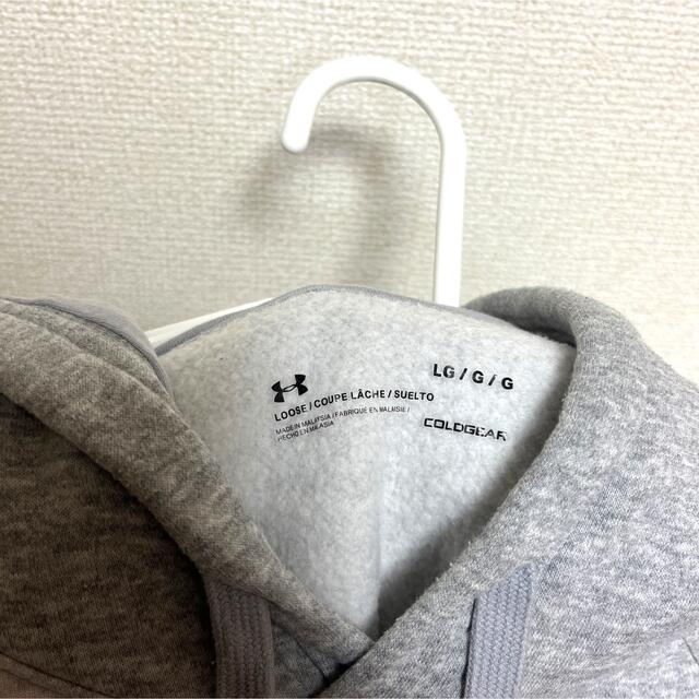 UNDER ARMOUR(アンダーアーマー)の【美品】アンダーアーマー　パーカー メンズのトップス(パーカー)の商品写真