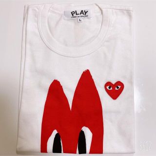 コムデギャルソン(COMME des GARCONS)の【新品】プレイコムデギャルソン Tシャツ レディースLサイズ白　大きい赤ハート(Tシャツ(半袖/袖なし))